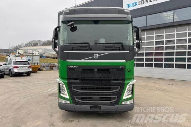 MAN TGX 33.520 6x4 Naudoti vilkikai