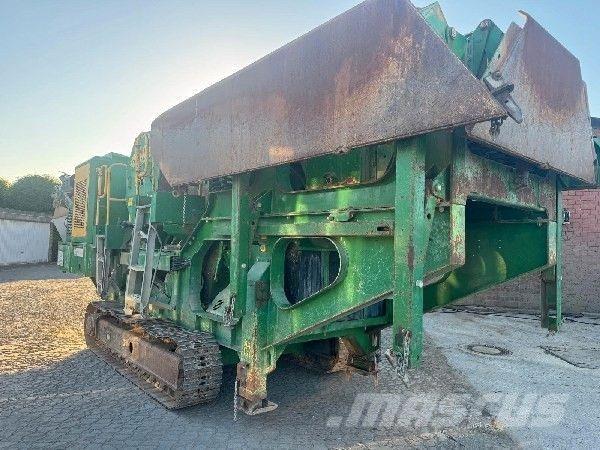 McCloskey J40 Statyba - Kita