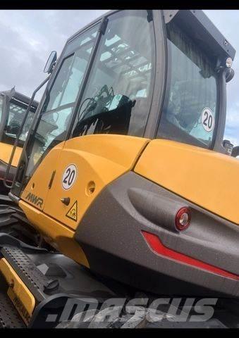 Mecalac 11 MWR Ratiniai ekskavatoriai