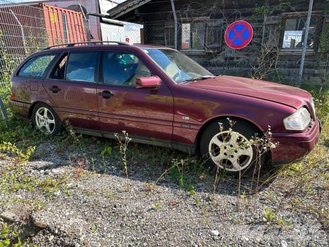 Mercedes-Benz 200 Lengvieji automobiliai