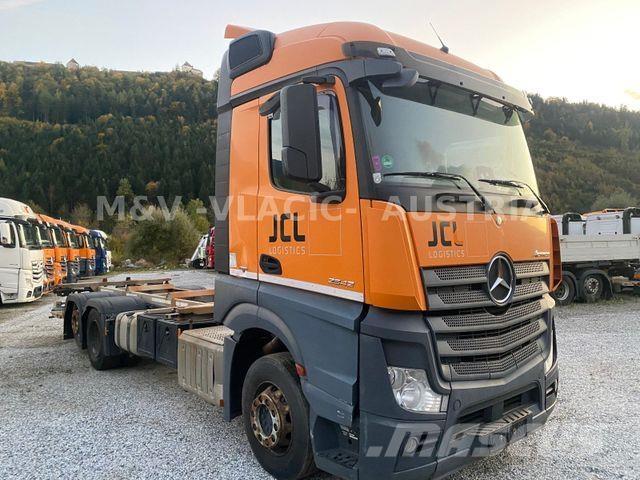 Mercedes-Benz 2542 Važiuoklė su kabina