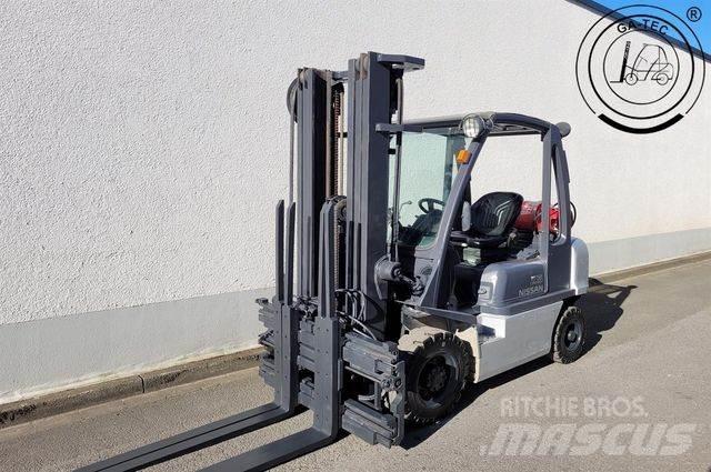 Nissan U1D2A25LQ LPG (dujiniai) krautuvai