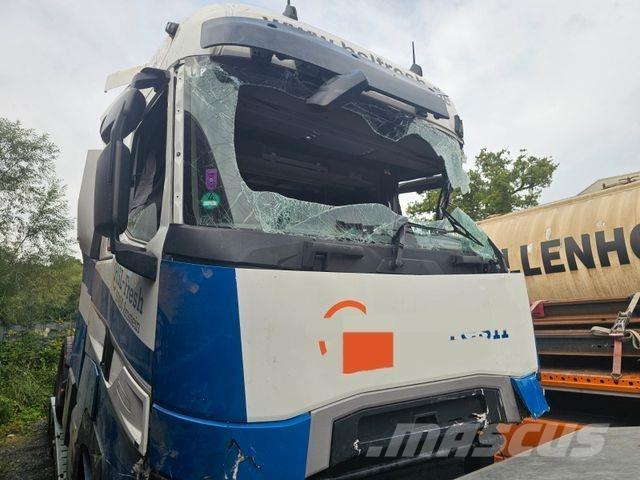 Renault T 440 Naudoti vilkikai