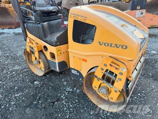 Volvo DD 25 Kiti volai