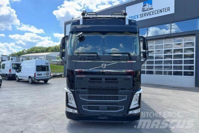 Volvo FH-540 6x2 Priekabos su tentu