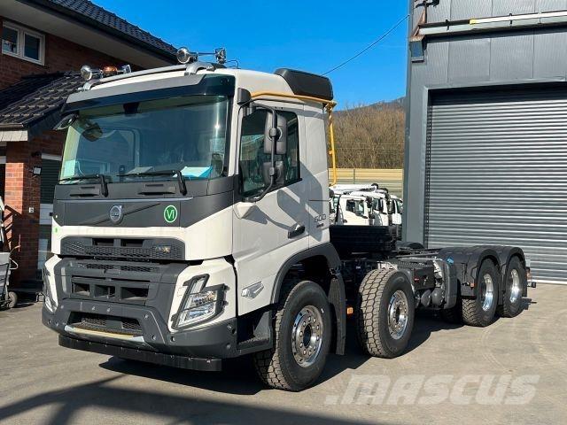 Volvo FMX 500 8x4 Važiuoklė su kabina