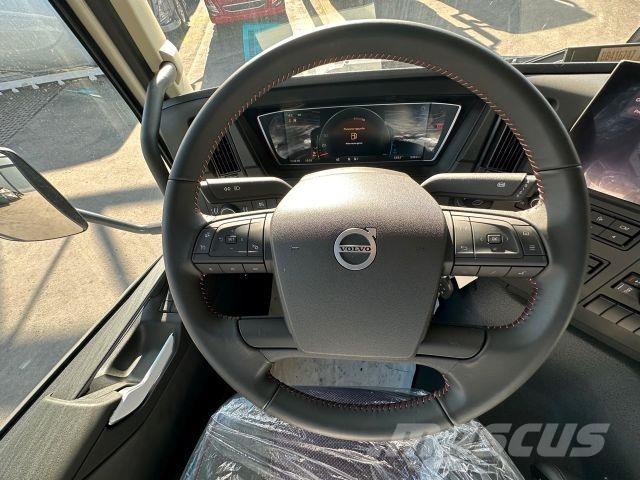 Volvo FMX 500 8x4 Važiuoklė su kabina
