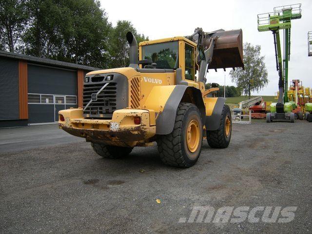 Volvo L 120 E Naudoti ratiniai krautuvai