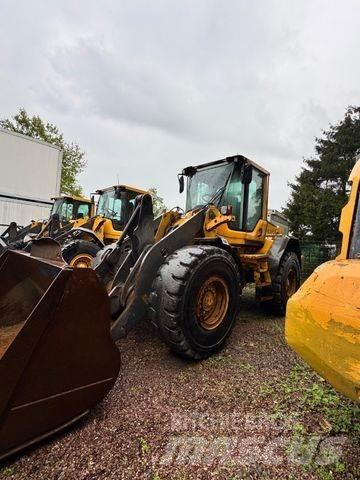 Volvo L 90 F Naudoti ratiniai krautuvai