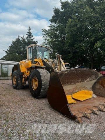 Volvo L180 G Naudoti ratiniai krautuvai