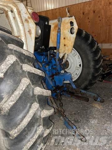 Ford 7600 Tractor Statyba - Kita