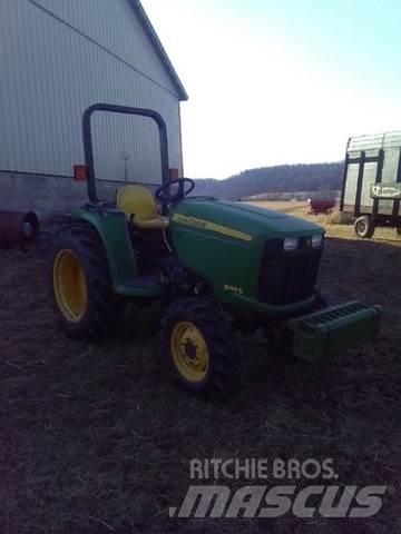 John Deere 3038E Statyba - Kita