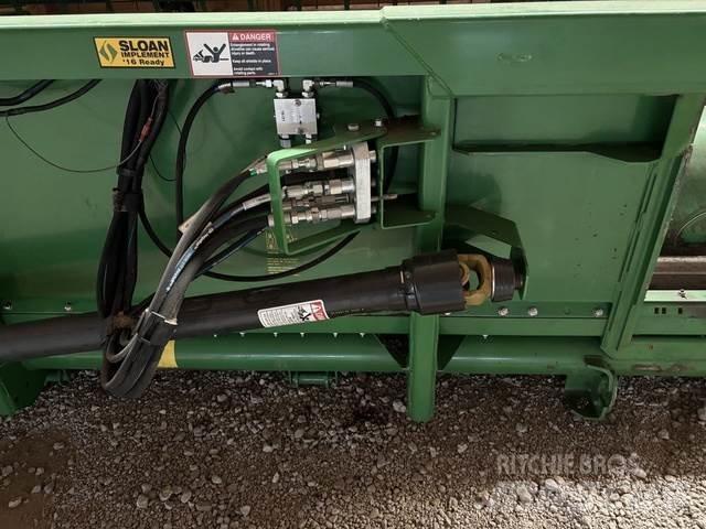 John Deere 635F Statyba - Kita