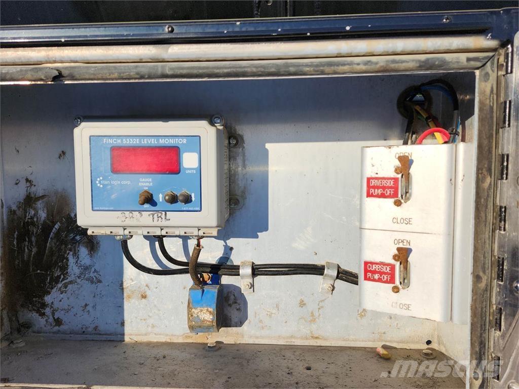 Advance  Cisternos - priekabos