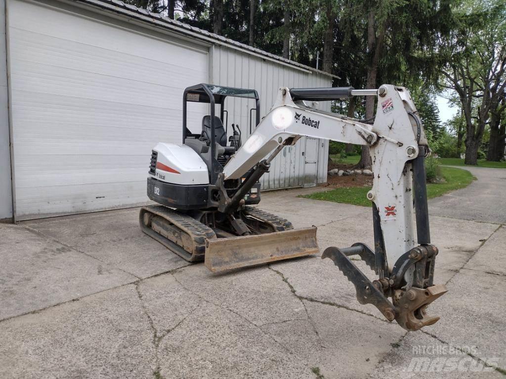 Bobcat E42 Mini ekskavatoriai < 7 t