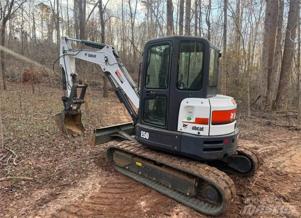 Bobcat E50 Mini ekskavatoriai < 7 t