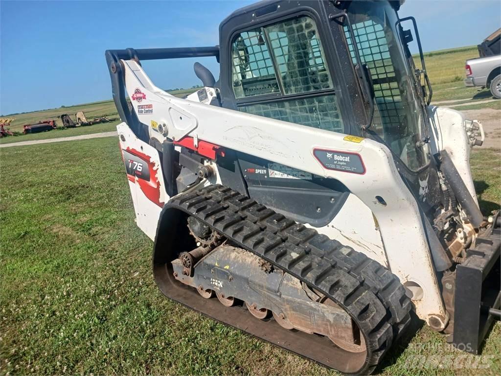 Bobcat T76 Krautuvai su šoniniu pasukimu