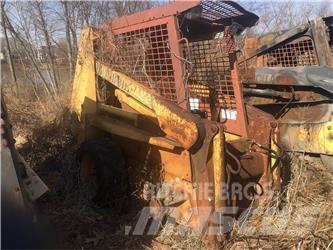 CASE 1840 Krautuvai su šoniniu pasukimu