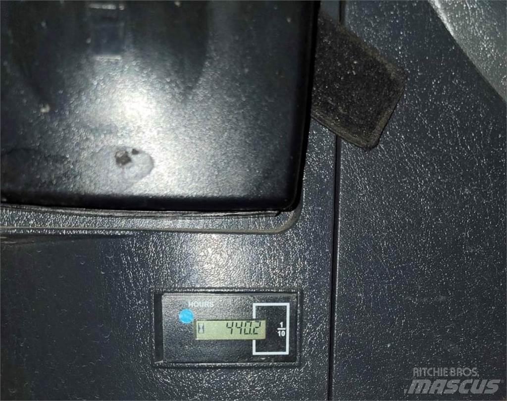 CASE CX60C Vikšriniai ekskavatoriai
