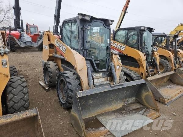 CASE SR240 Krautuvai su šoniniu pasukimu