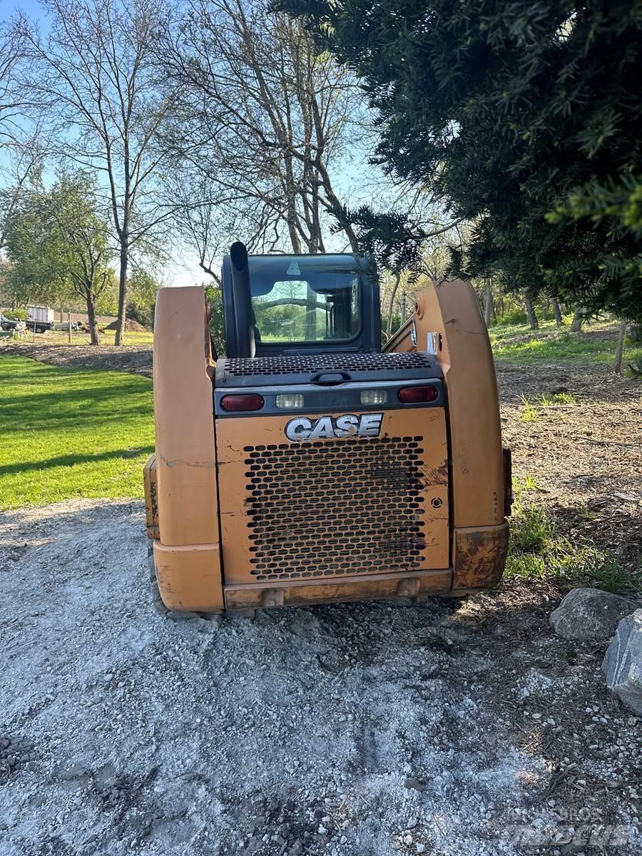 CASE SR250 Krautuvai su šoniniu pasukimu