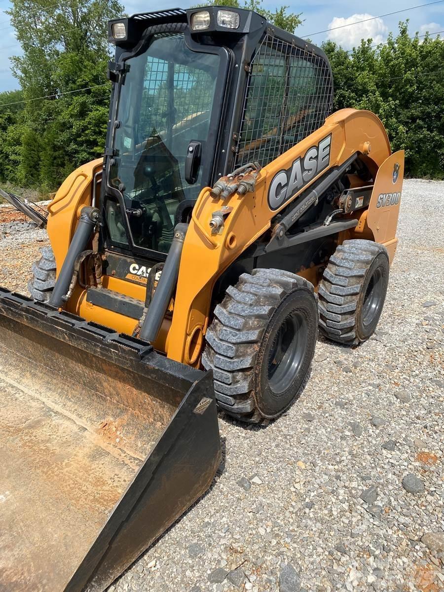 CASE SV300 Krautuvai su šoniniu pasukimu