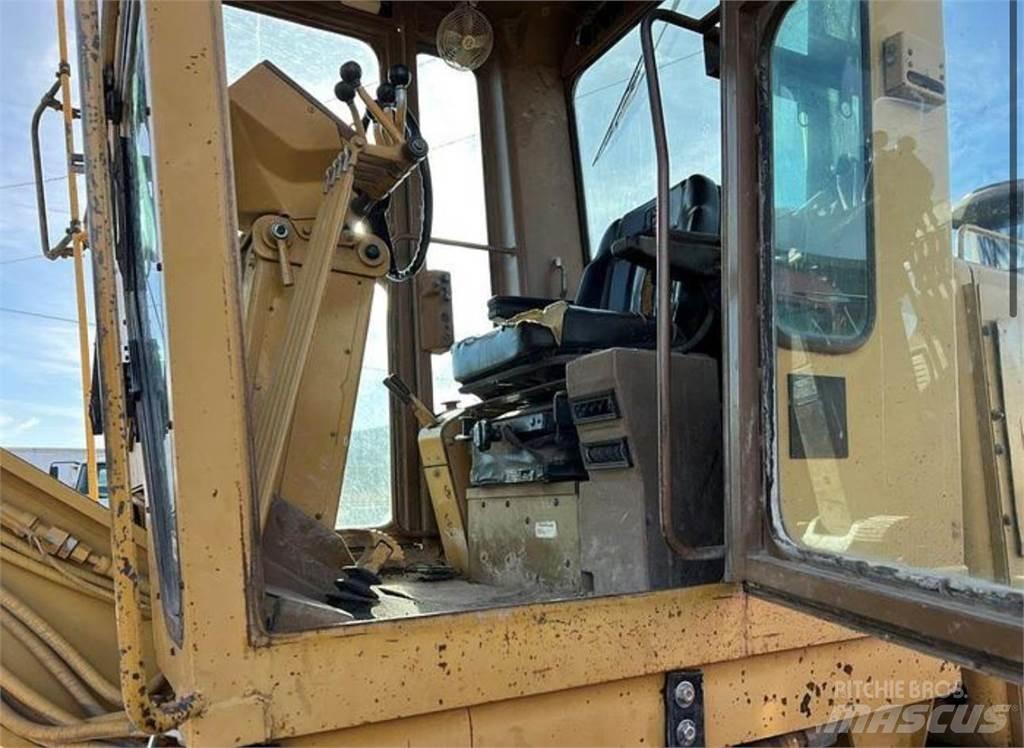 CAT 140G Greideriai