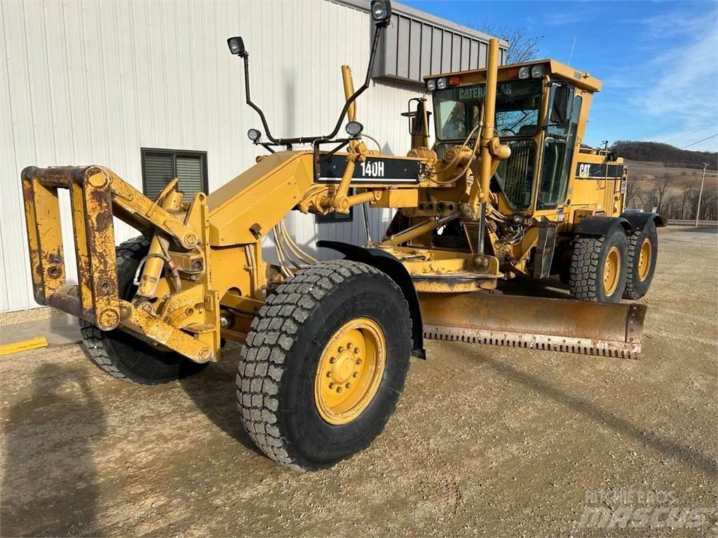 CAT 140H Greideriai