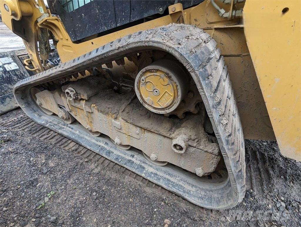 CAT 239D3 Krautuvai su šoniniu pasukimu