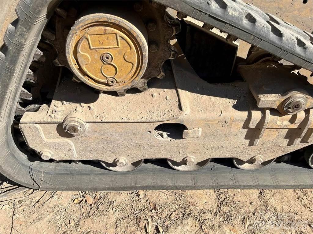 CAT 249D Krautuvai su šoniniu pasukimu