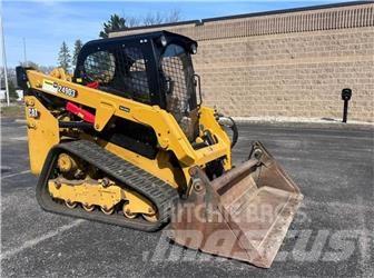 CAT 249D3 Krautuvai su šoniniu pasukimu