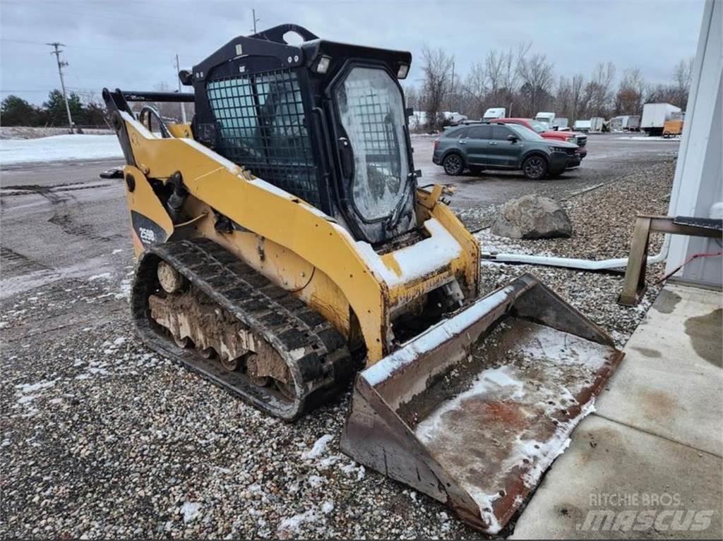 CAT 259B3 Krautuvai su šoniniu pasukimu