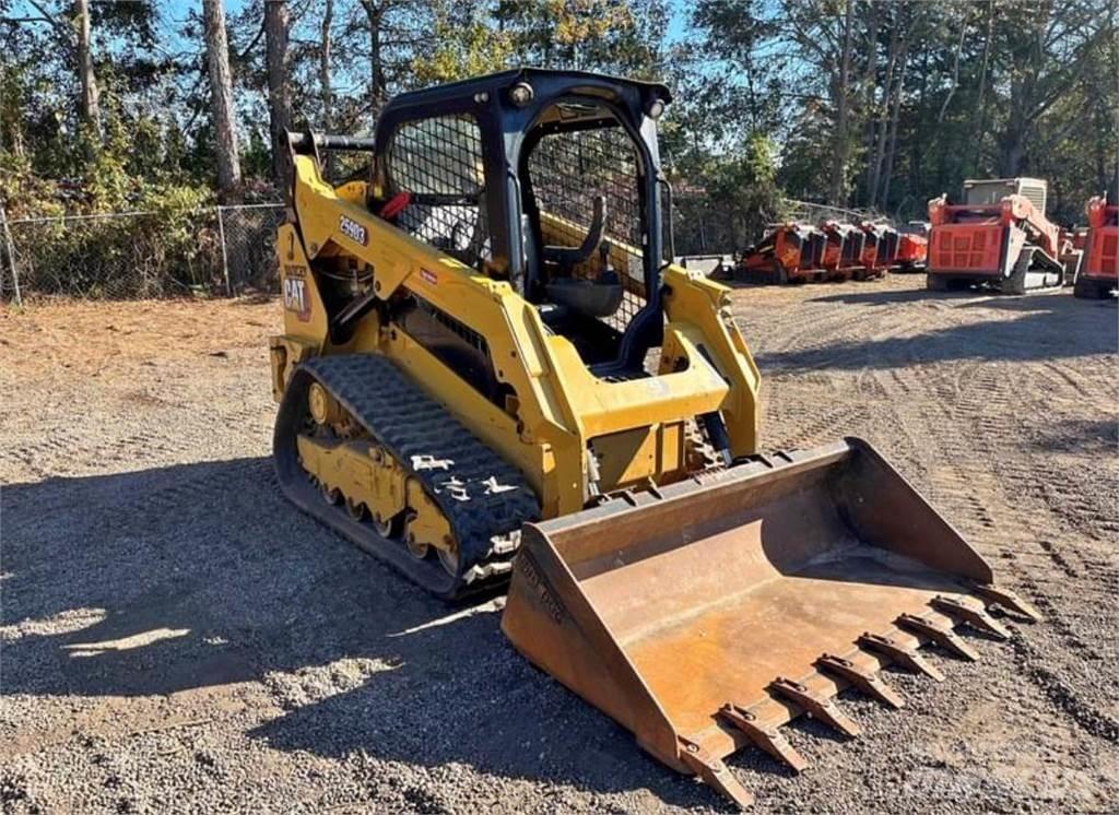 CAT 259D Krautuvai su šoniniu pasukimu