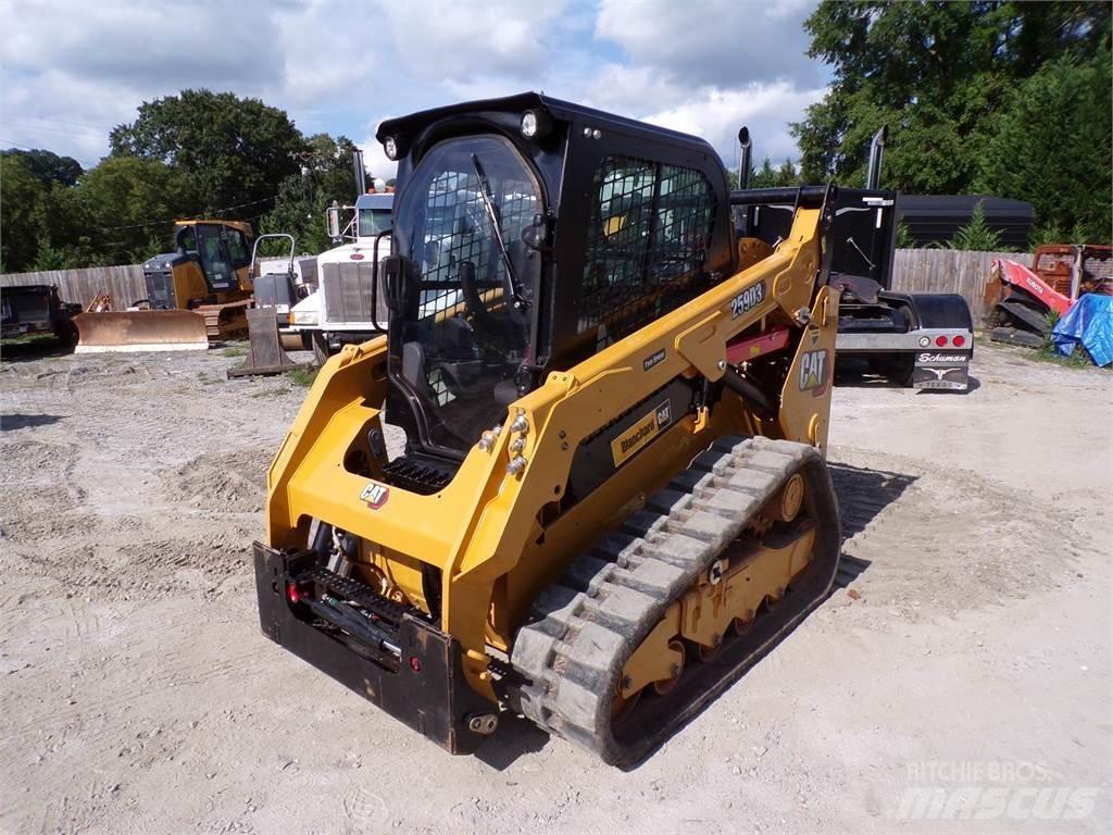 CAT 259D3 Krautuvai su šoniniu pasukimu