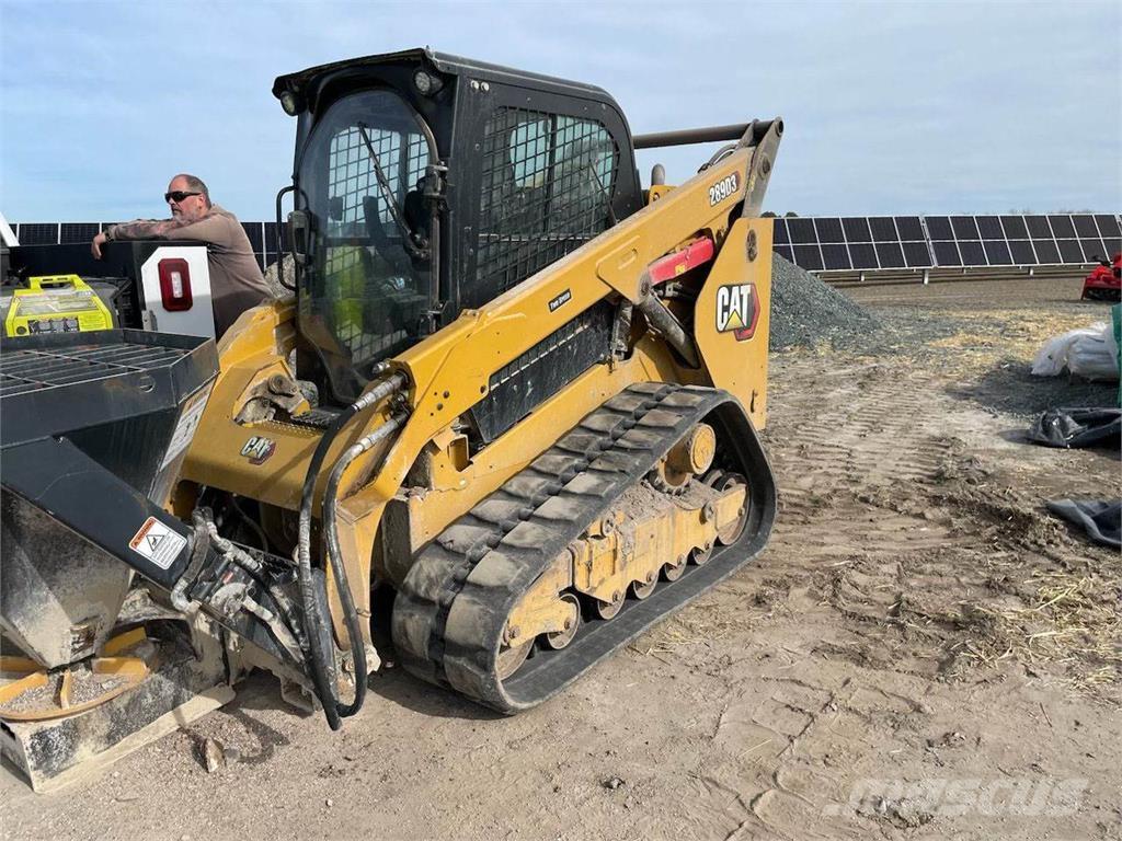 CAT 289D3 Krautuvai su šoniniu pasukimu