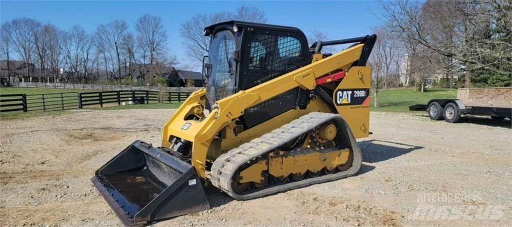 CAT 299D2 Krautuvai su šoniniu pasukimu