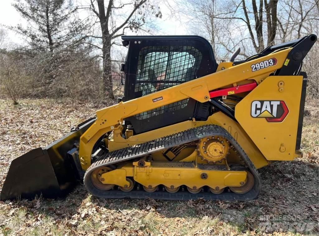 CAT 299D3 Krautuvai su šoniniu pasukimu