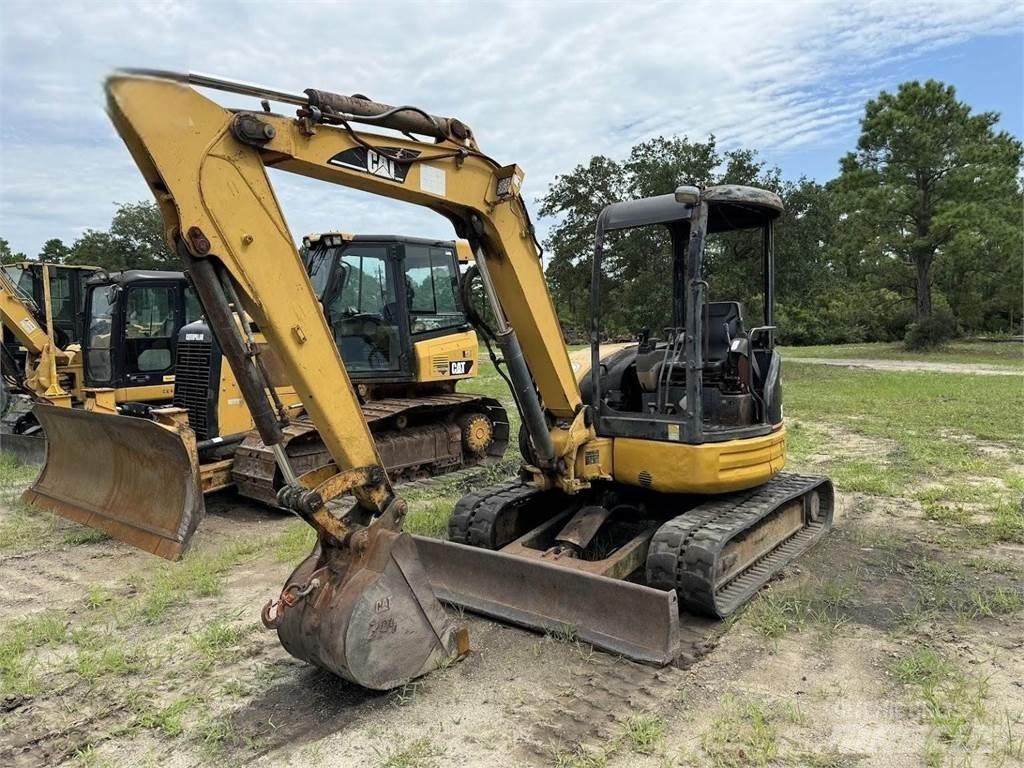 CAT 304CR Mini ekskavatoriai < 7 t