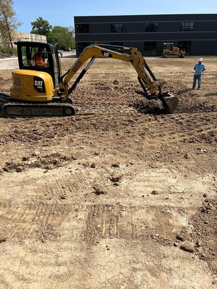 CAT 305 Mini ekskavatoriai < 7 t
