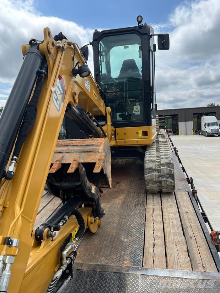 CAT 305CR Vikšriniai ekskavatoriai