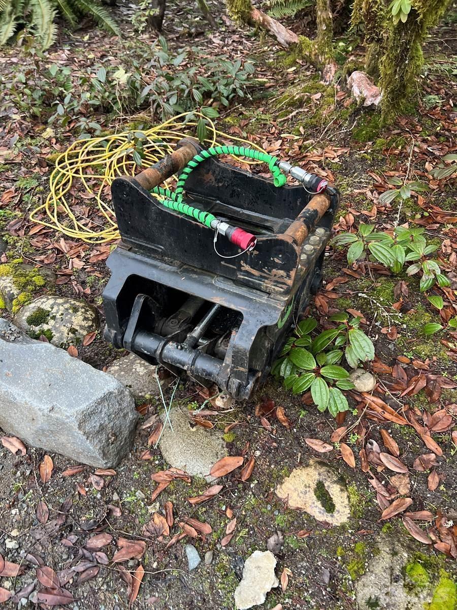 CAT 308 Vikšriniai ekskavatoriai