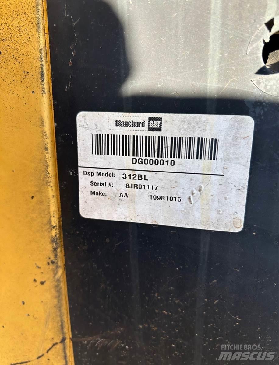 CAT 312BL Vikšriniai ekskavatoriai