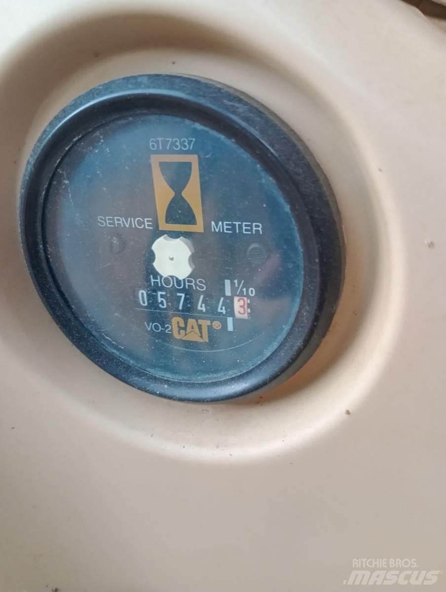 CAT 315BL Vikšriniai ekskavatoriai