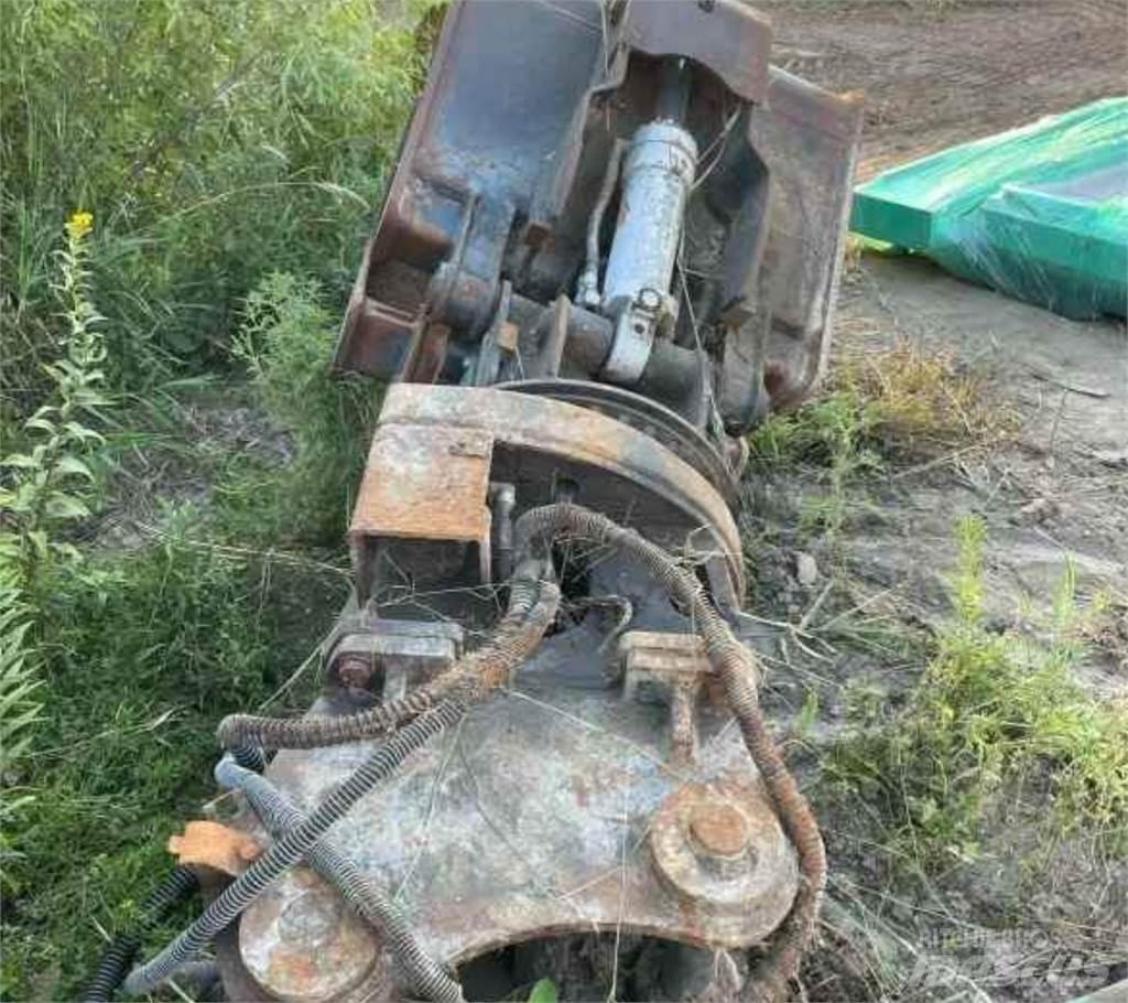 CAT 315CL Vikšriniai ekskavatoriai