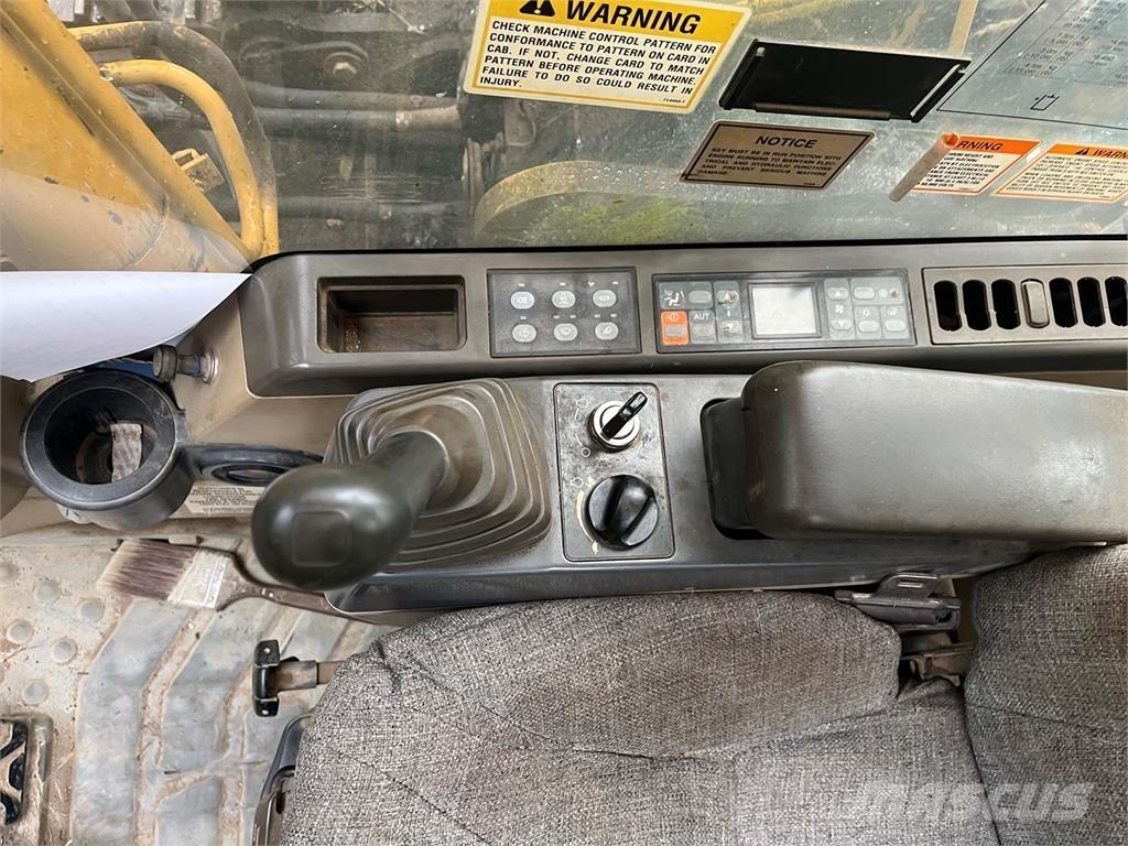 CAT 315CL Vikšriniai ekskavatoriai