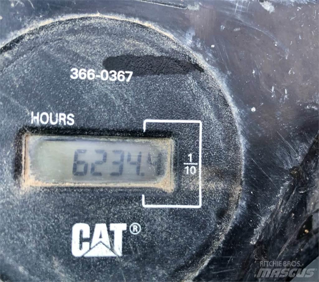 CAT 315FL Vikšriniai ekskavatoriai