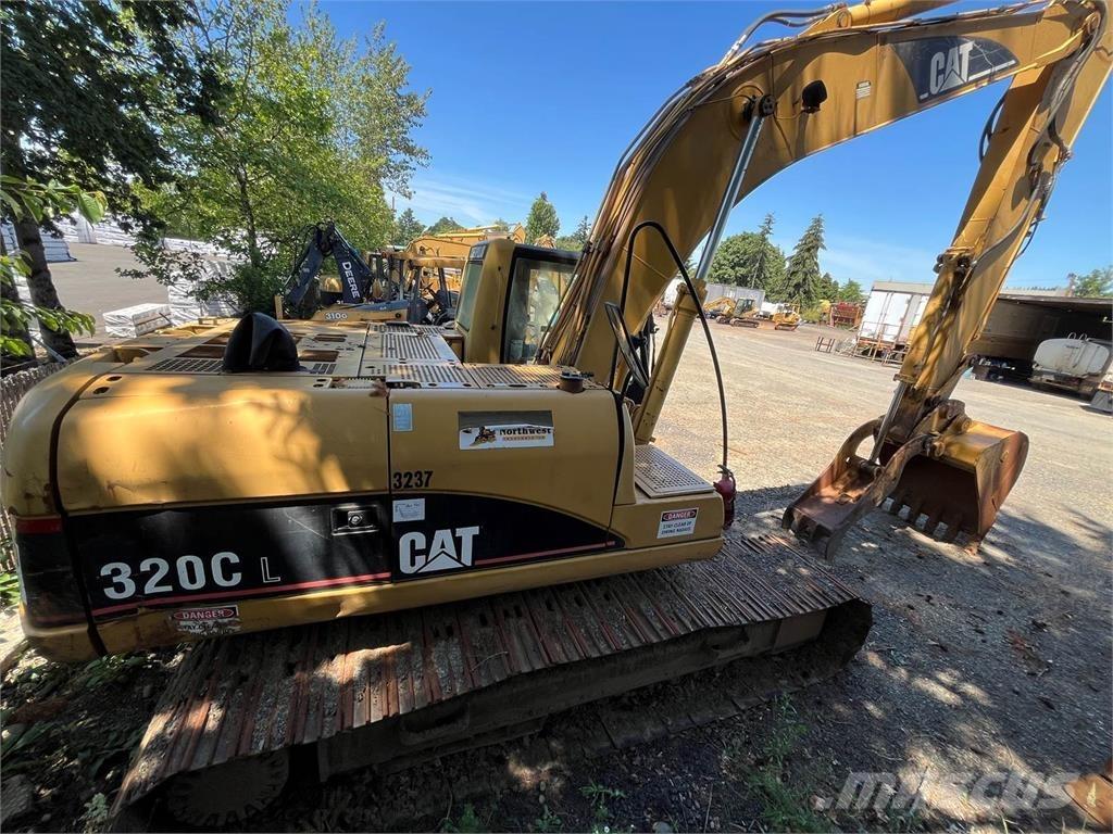 CAT 320CL Vikšriniai ekskavatoriai