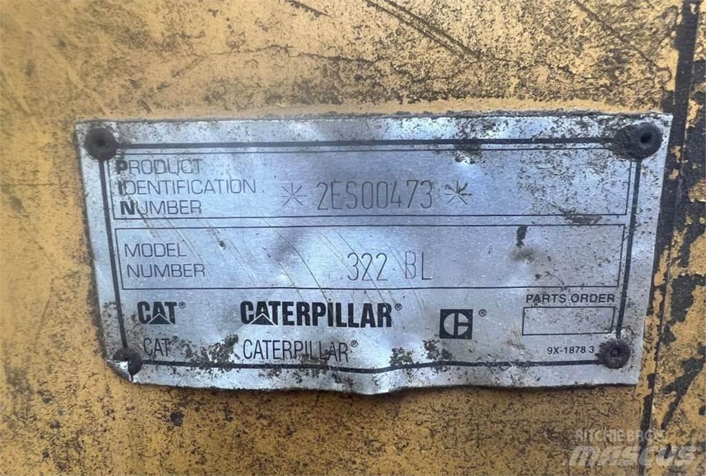 CAT 322BL Vikšriniai ekskavatoriai