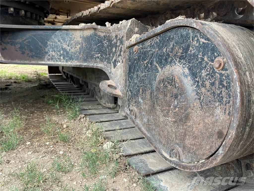 CAT 323FL Vikšriniai ekskavatoriai