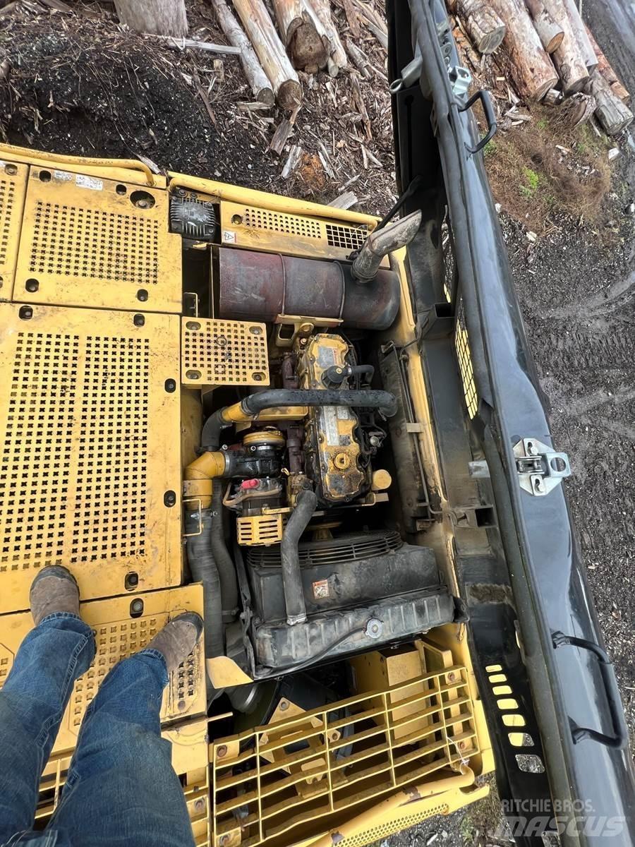 CAT 325C Strėliniai krautuvai